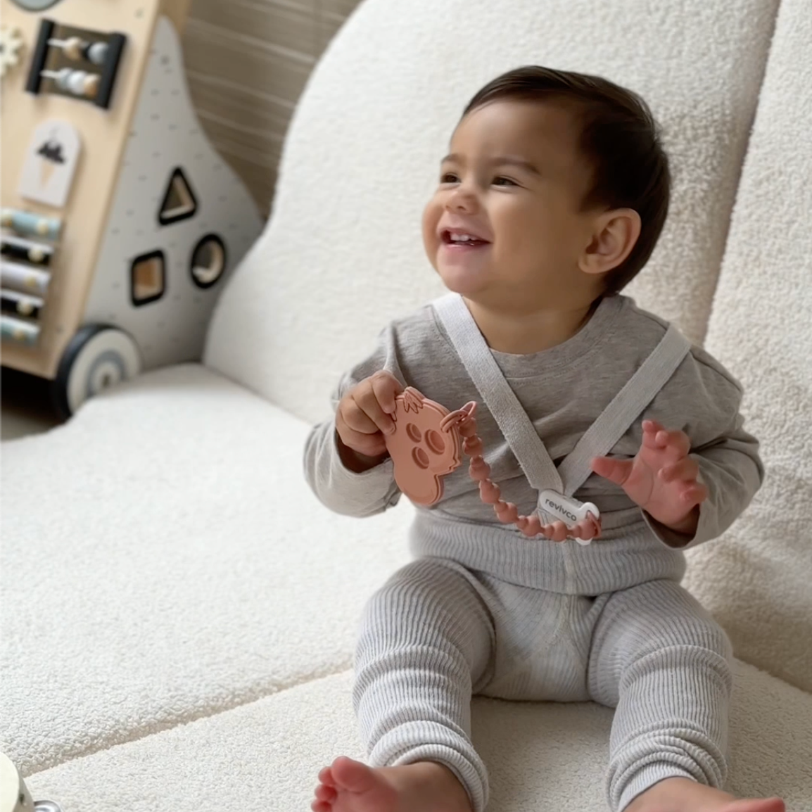 POP Kiwi Teether – Gentle Relief for Sensitive Little Ones